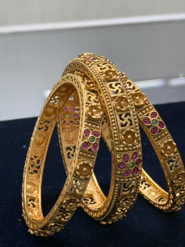 Antique Bangle